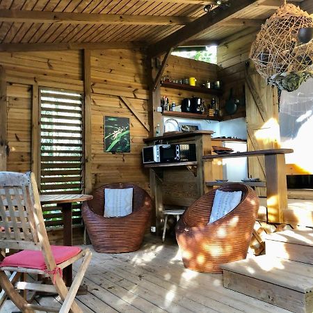 Le Carbet Chez Villas Piment Cafe Deshaies Exterior photo